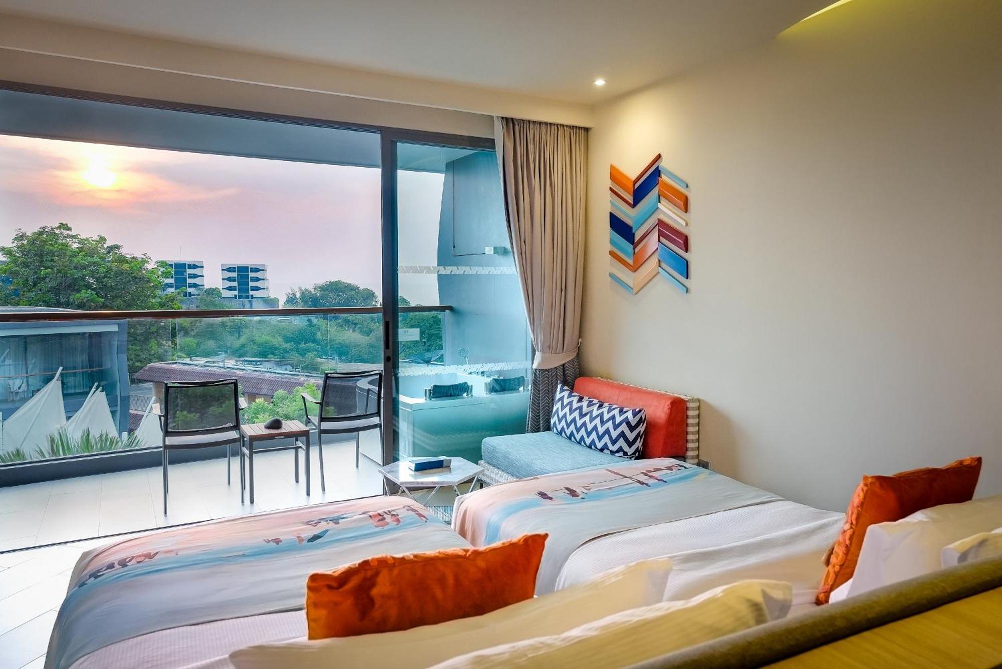 The Sis Kata Resort - Adult Only Bagian luar foto
